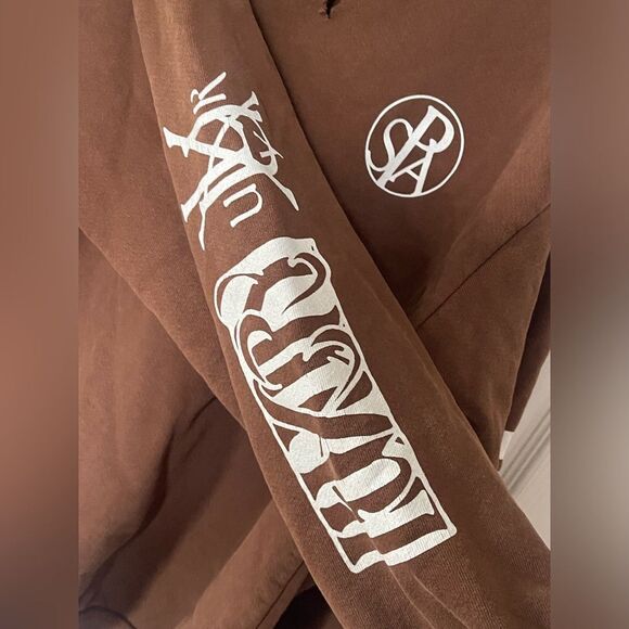 Total Luxury Spa Brown Monogram Sweatshirt size M - Picture 6 of 8